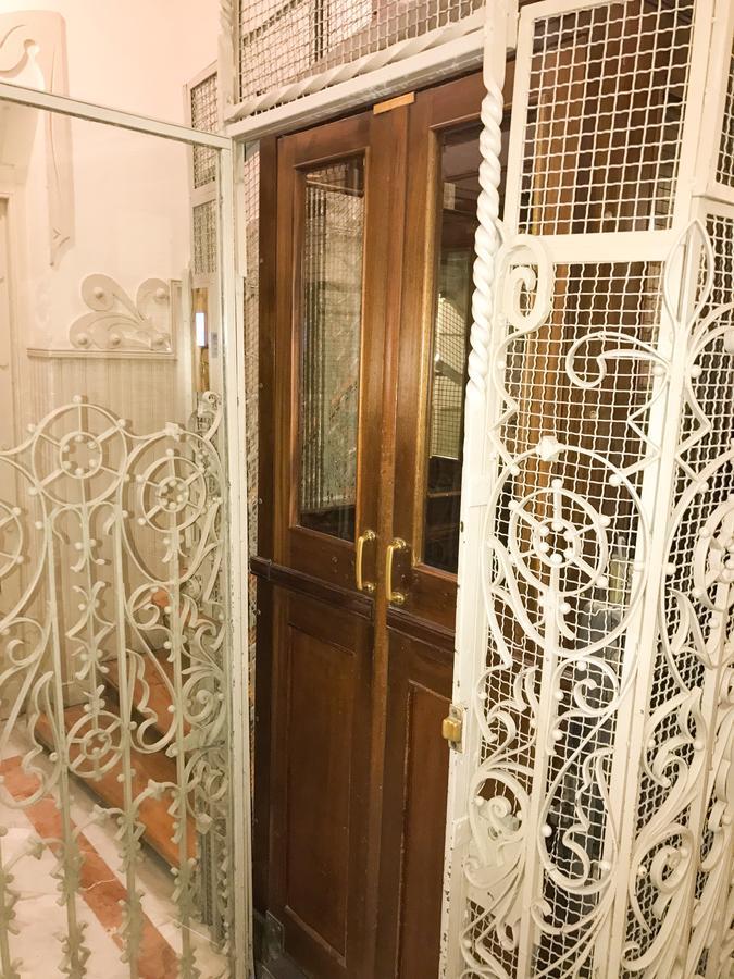 Apartmán El Botones - Puerta Del Sol Madrid Exteriér fotografie